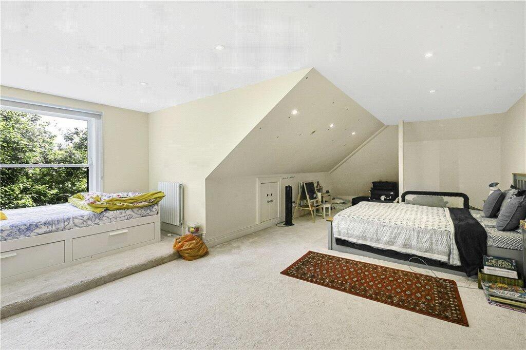 Luxury House Apartment *